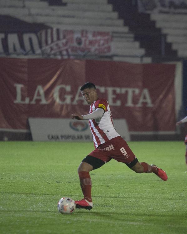 SM 16-06 Prensa SM (3)