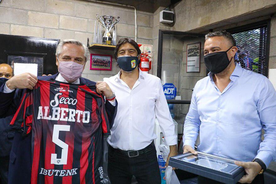 Achile y Fernández - Credito.LN