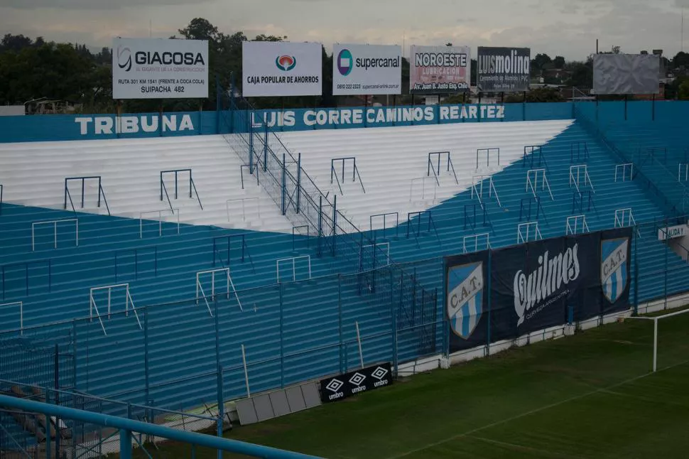 Prensa Atl tribuna 2