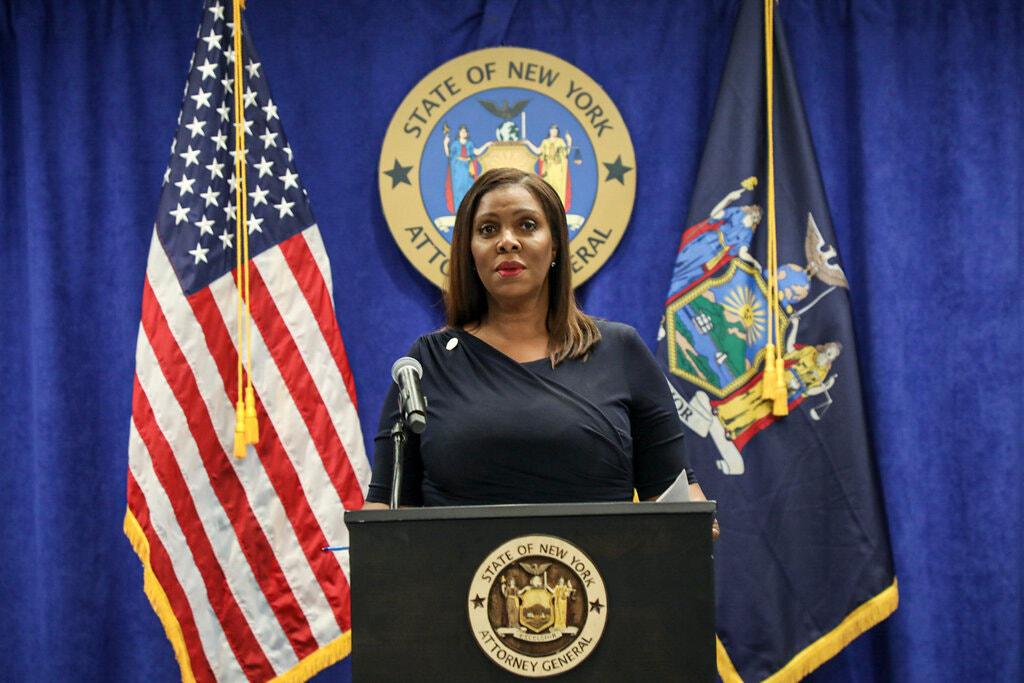 Letitia James, Fiscal General de Nueva York La Fiscal General de Nueva York, Letitia James, dirigió una investigación sobre las prácticas de Facebook al mismo tiempo que la FTC comenzó a analizar las grandes plataformas tecnológicas