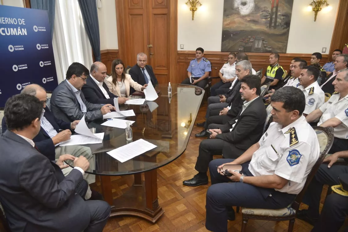 Paritarías policía1