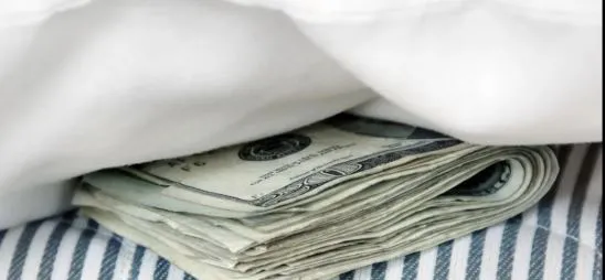 dolares