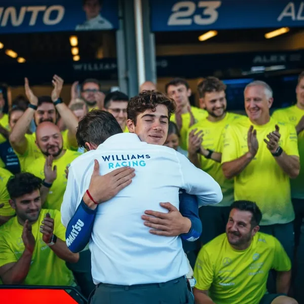 Instagram @williamsracing