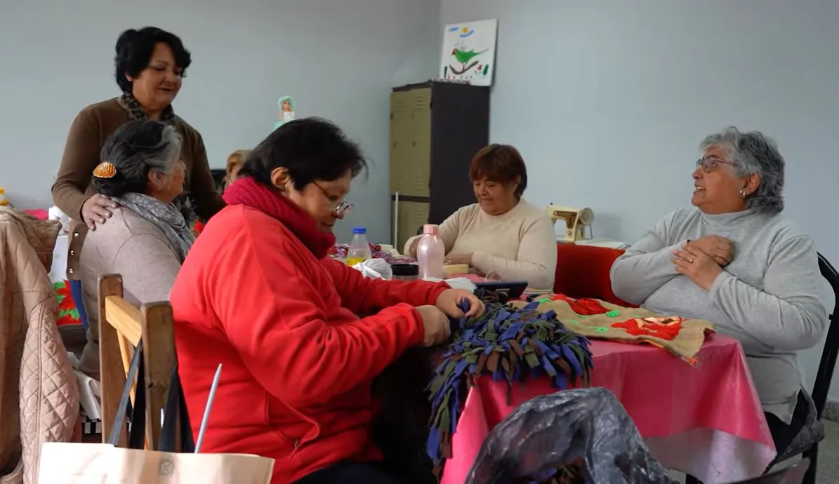 Taller de reciclado en barrio Oeste II