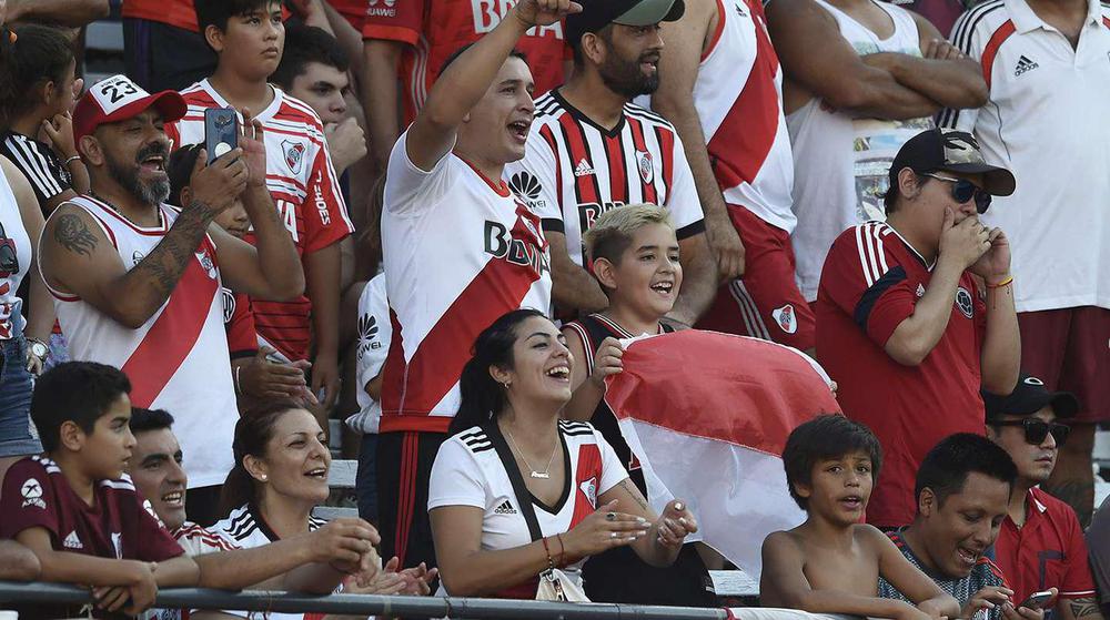 Hinchas de River foto Fotobaires