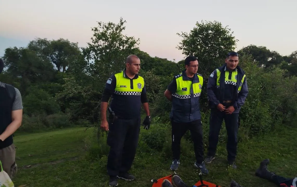 Policías que participaron del rescate en el cerro San Javier