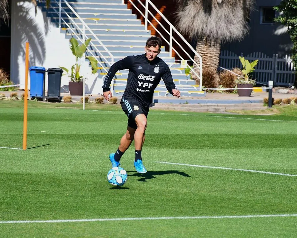 304814146_1229934364434212_3648742126572649835_n