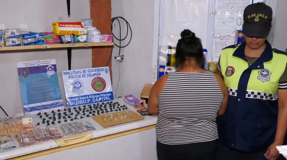 Kiosko de drogas en La Bombilla