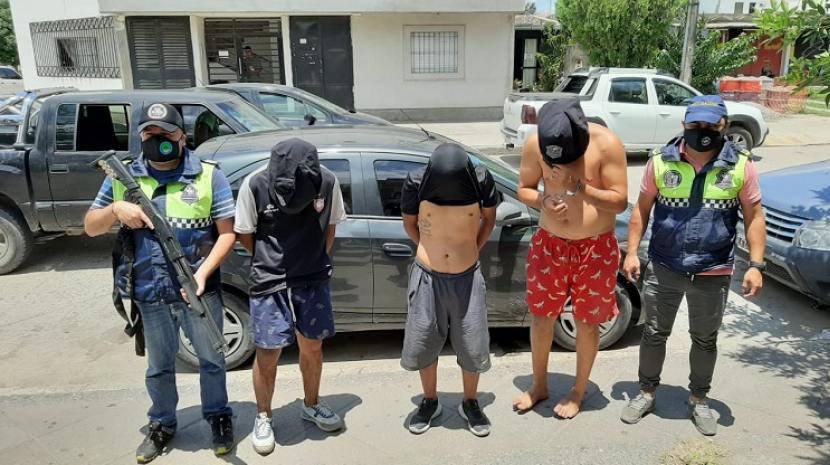Tres delicuentes detenidos