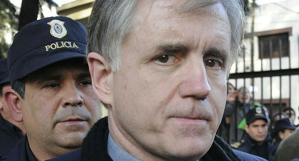 Le reducirían la pena al padre Grassi