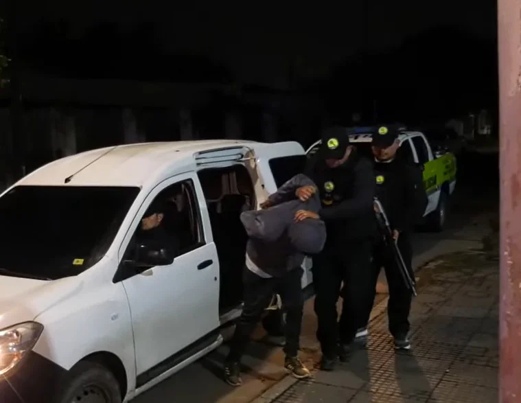 Capturan al sospecho del crimen de la mujer del auto incendiado