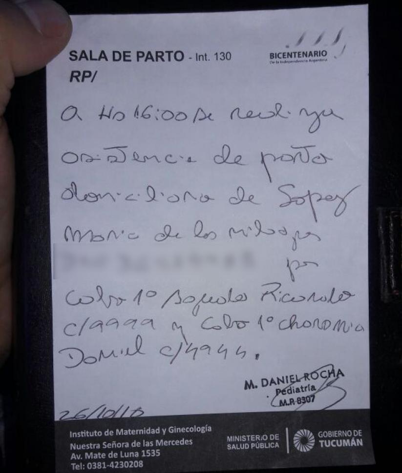 El parte del médico que atendió a la mamá