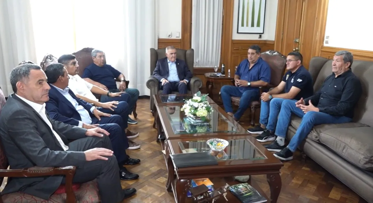 Jaldo se reunión con la CGT