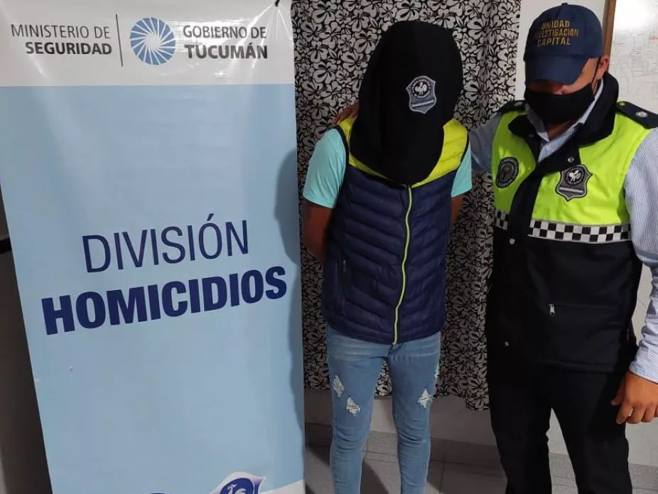 Costeleta detenido imagen Los Primeros