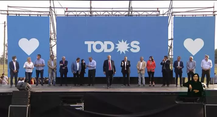 Captura de video Alberto Fernández en el Hipódromo de Tucumán