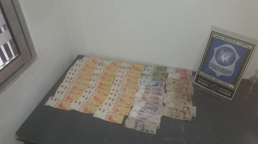 Dinero robado por el hombre araña