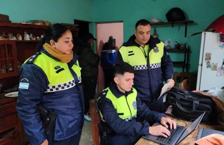 Policia