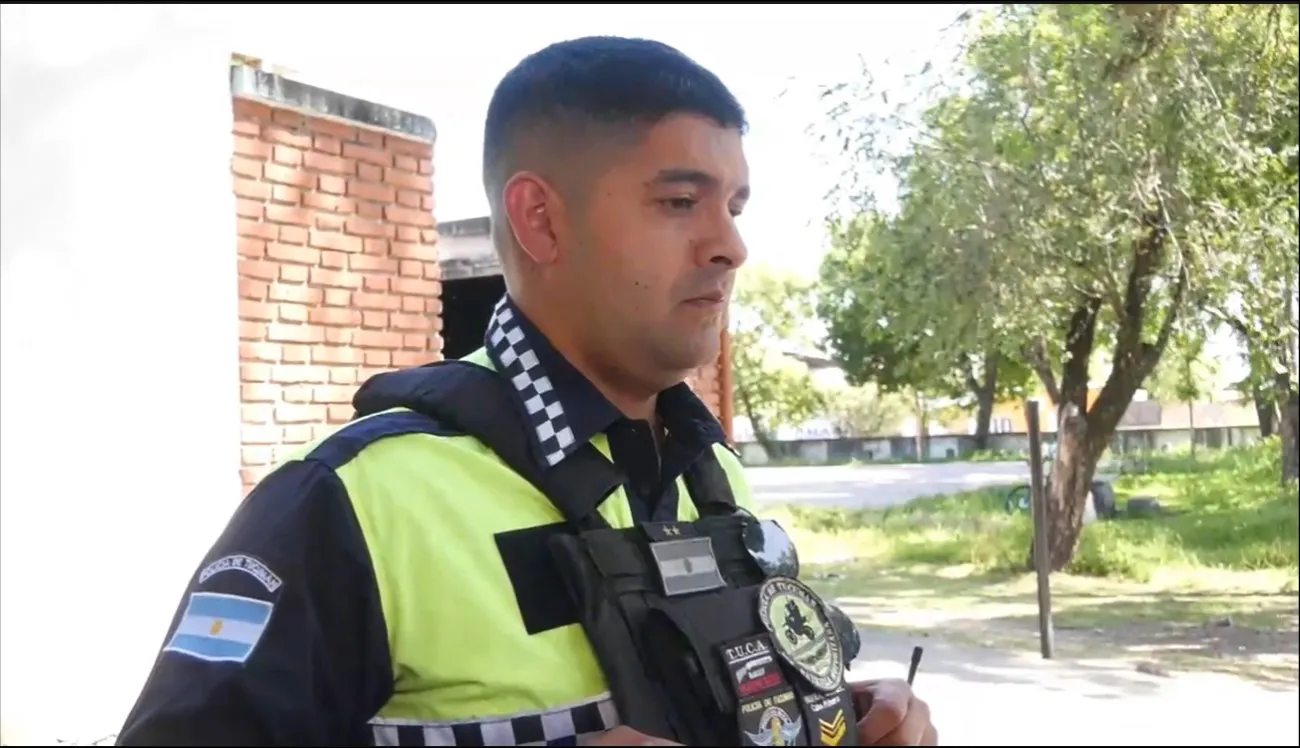 Cabo Primero, Gabriel Urueña, de la División Patrulla Motorizada Monteros