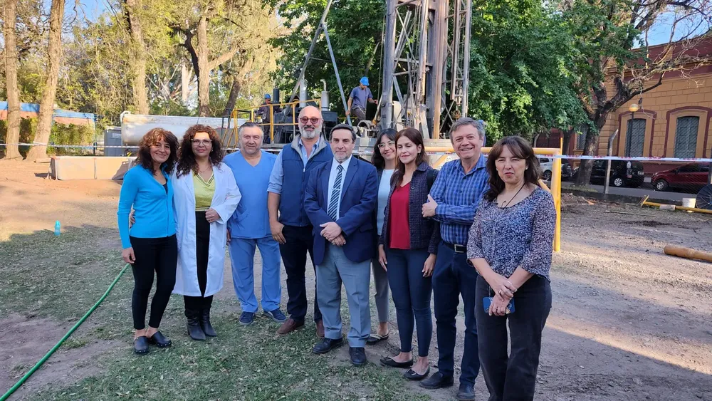 SAT, NUEVO POZO EN LA MATERNIDAD