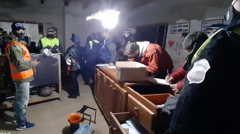 El Mollar fiesta clandestina