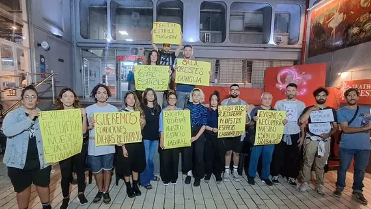 Teatro Estable Protesta