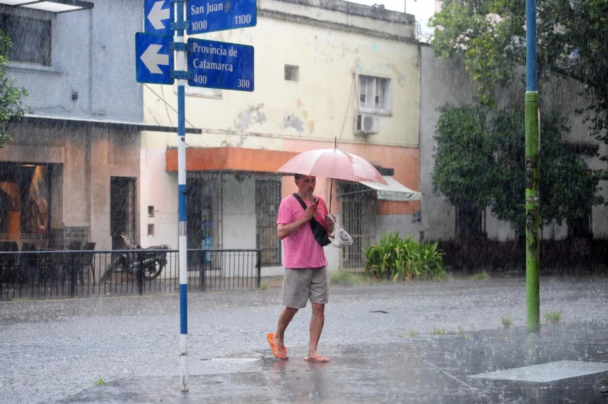 tras-jornada-intenso-calor-lluvia-llego-tucuman-d-1023924-184021