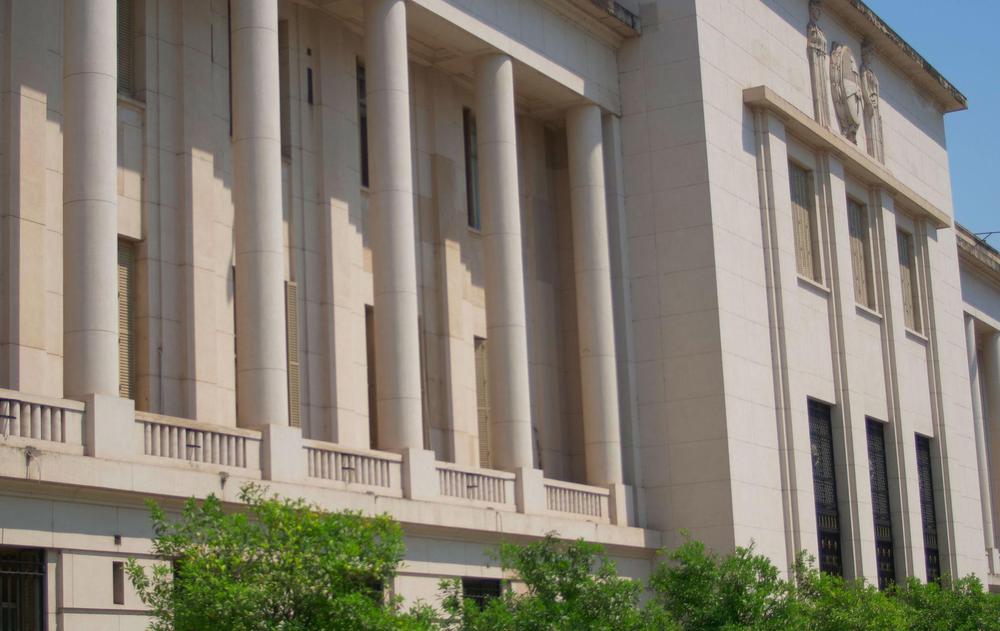 Tribunales