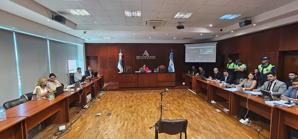 Jugadores de Vélez en audiencia 