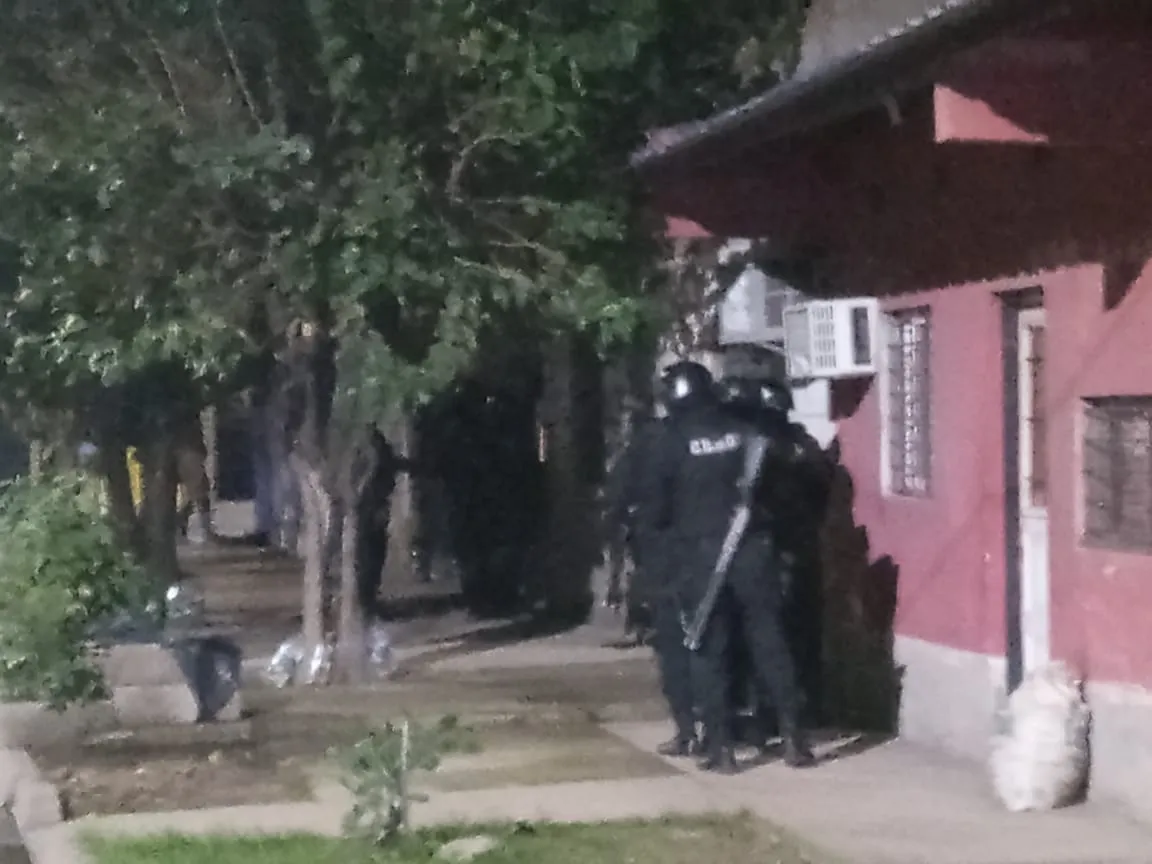 Secuestra a su ex pareja de 18 años