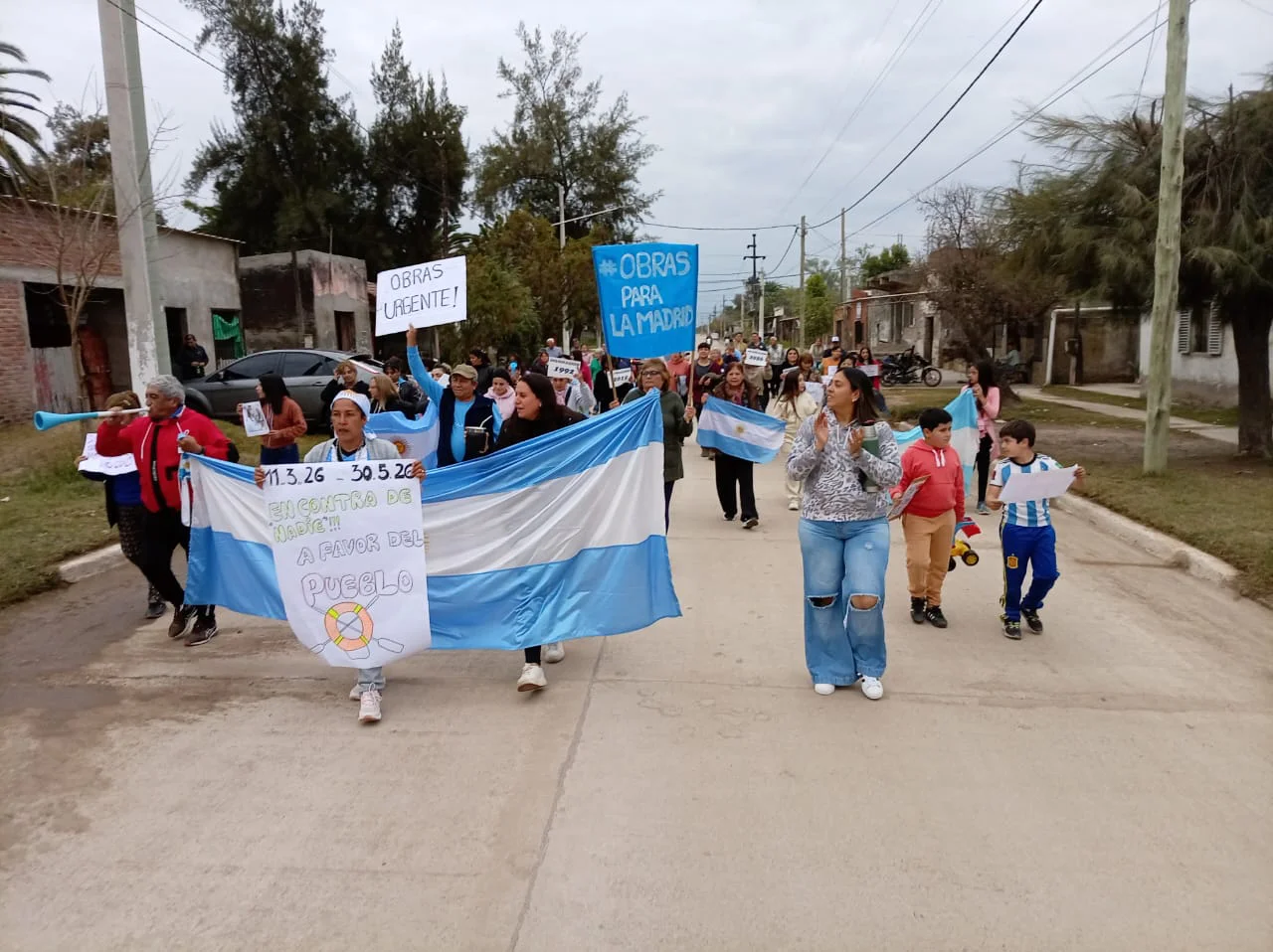 Habitantes de Lamadrid realizaron una protesta este sábado
