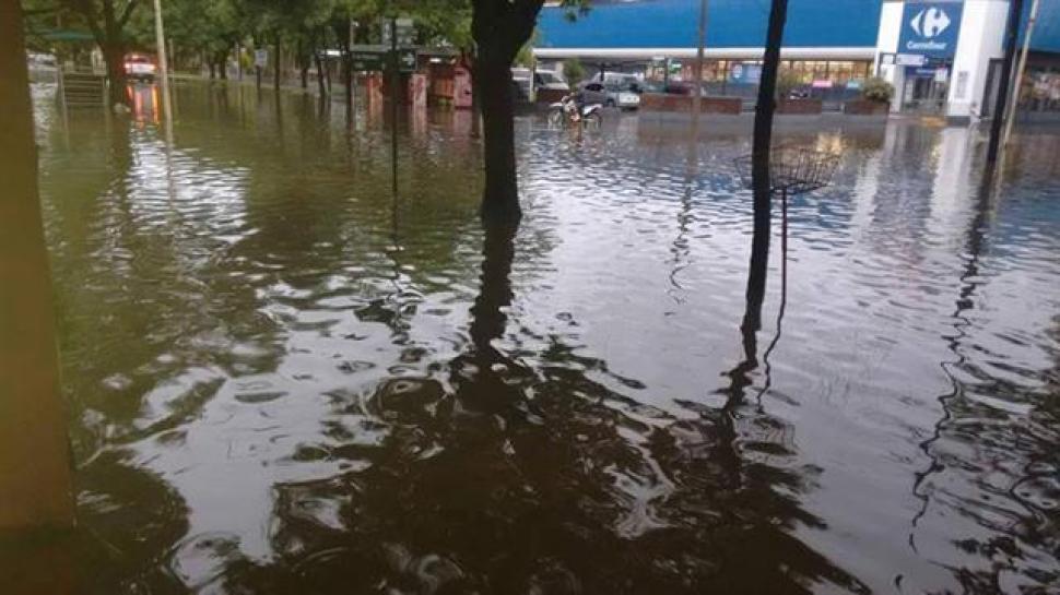 Varias zonas de la provincia de Buenos Aires se encuentran inundadas; en Pergamino ya hay 300 evacuados. Foto: Facebook Pergamino Verdad
